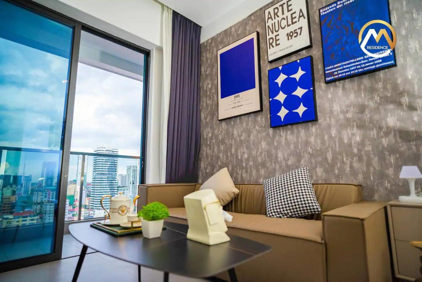 Hotel Serviced Apartments Top One Infinity Pool With View Of 360 Degree Phnom Pen Exterior foto